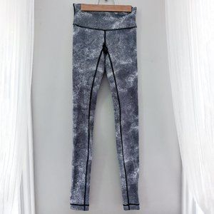 FLAW sz 2 lululemon Align herringbone / chevron gray black leggings 31" inseam
